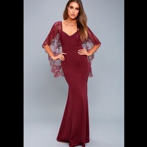 NWT Lulu’s Amelie burgundy lace maxi dress
